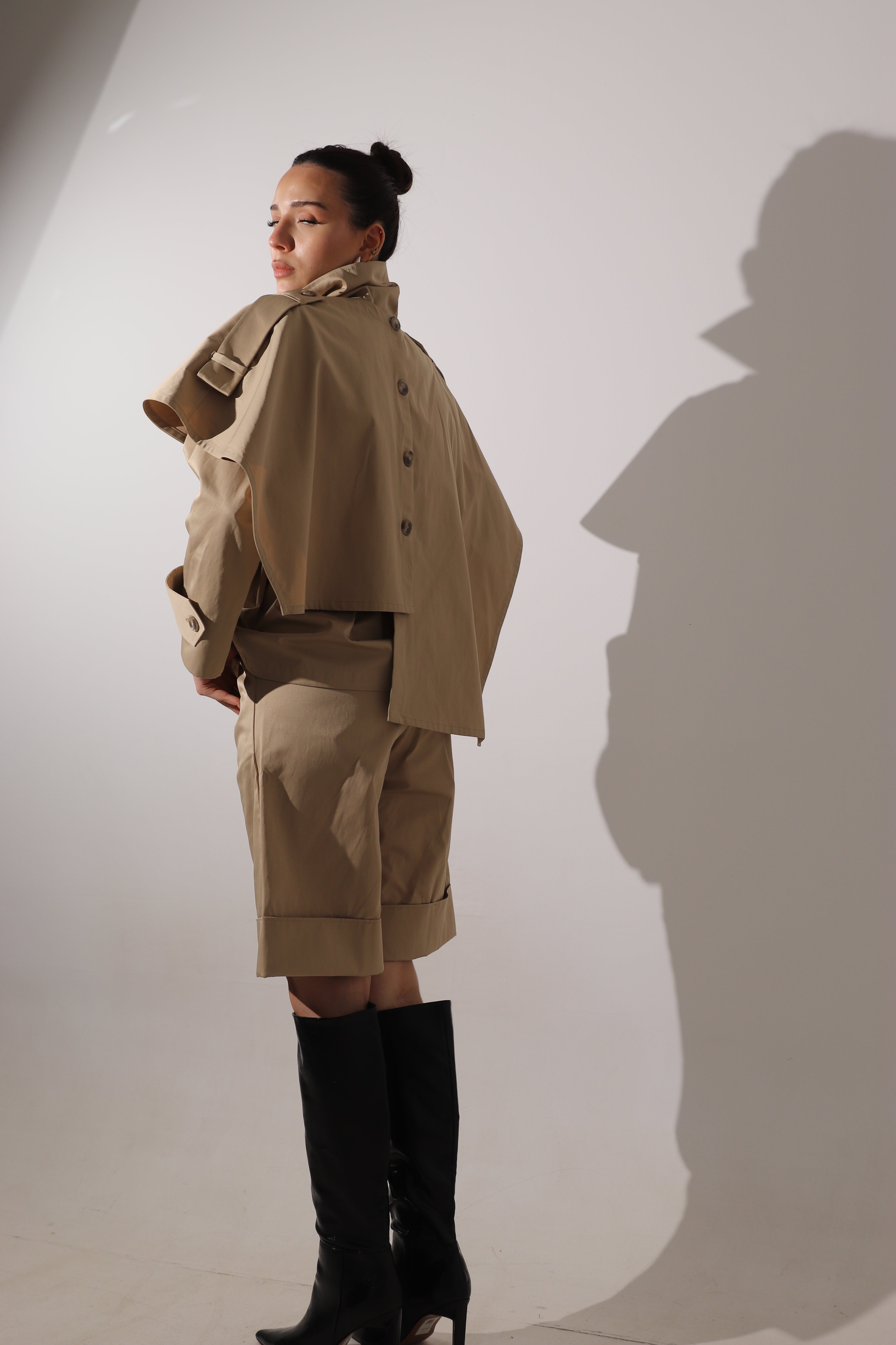 BASIC BEIGE