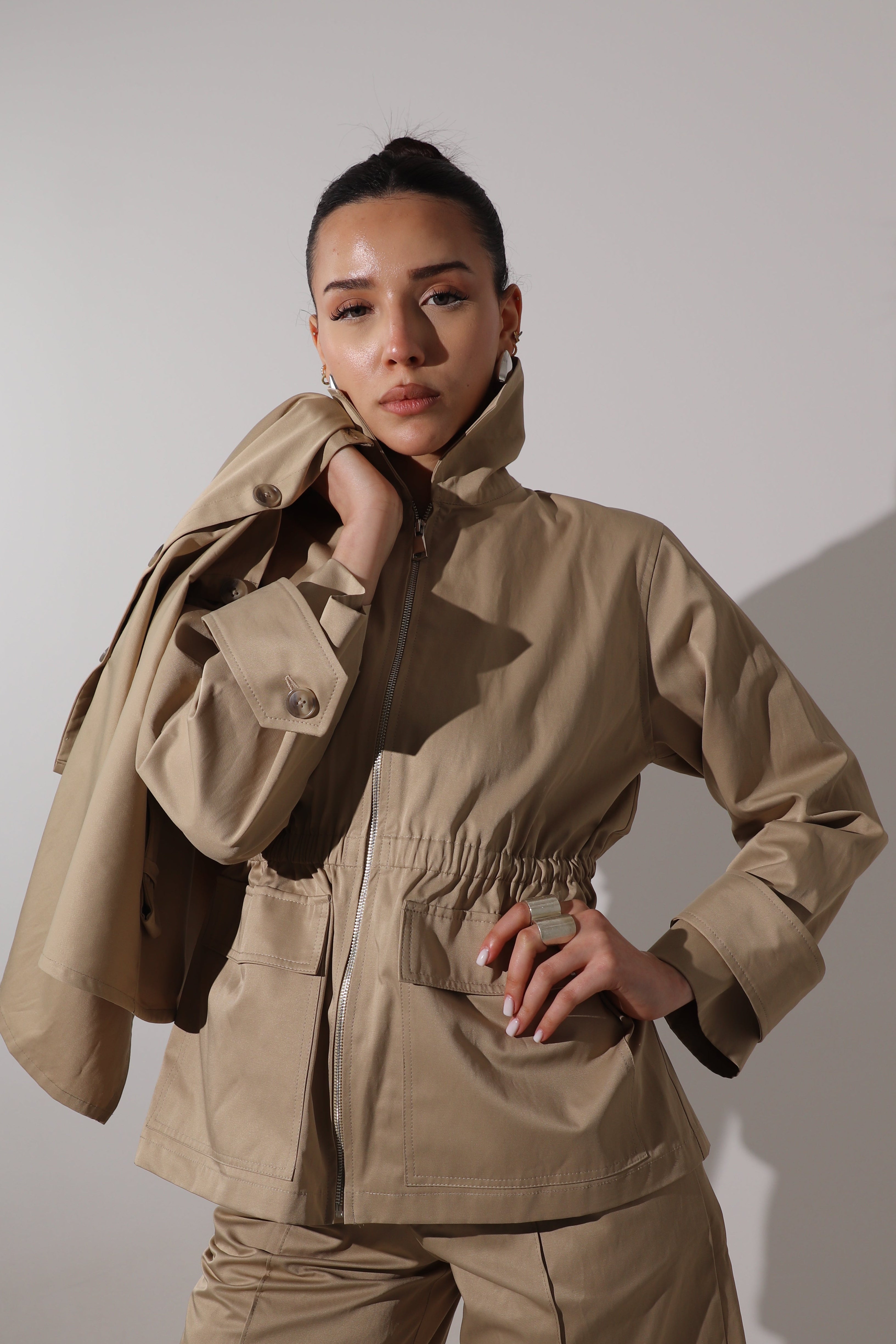 BASIC BEIGE