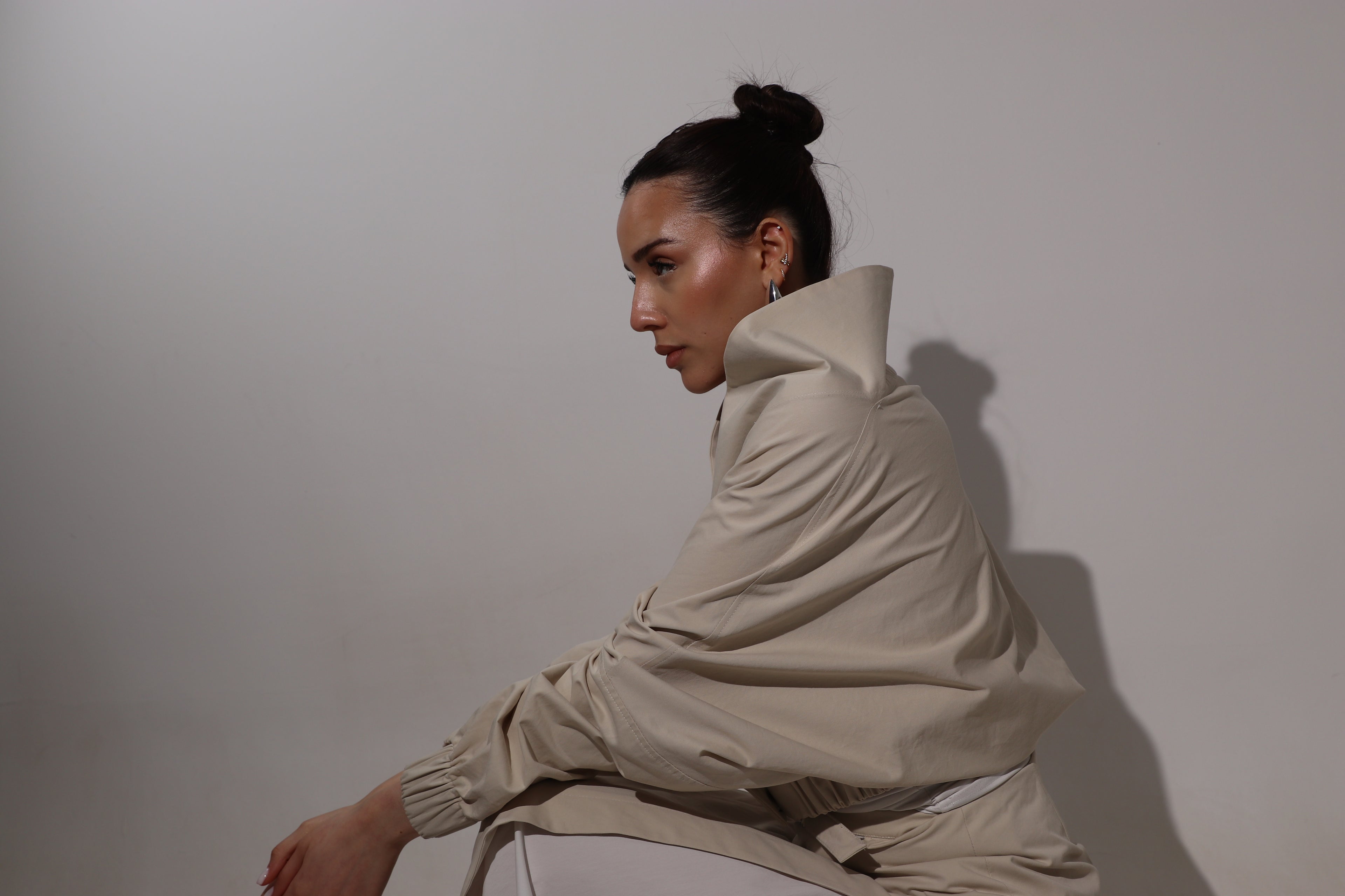 LIGHT BEIGE