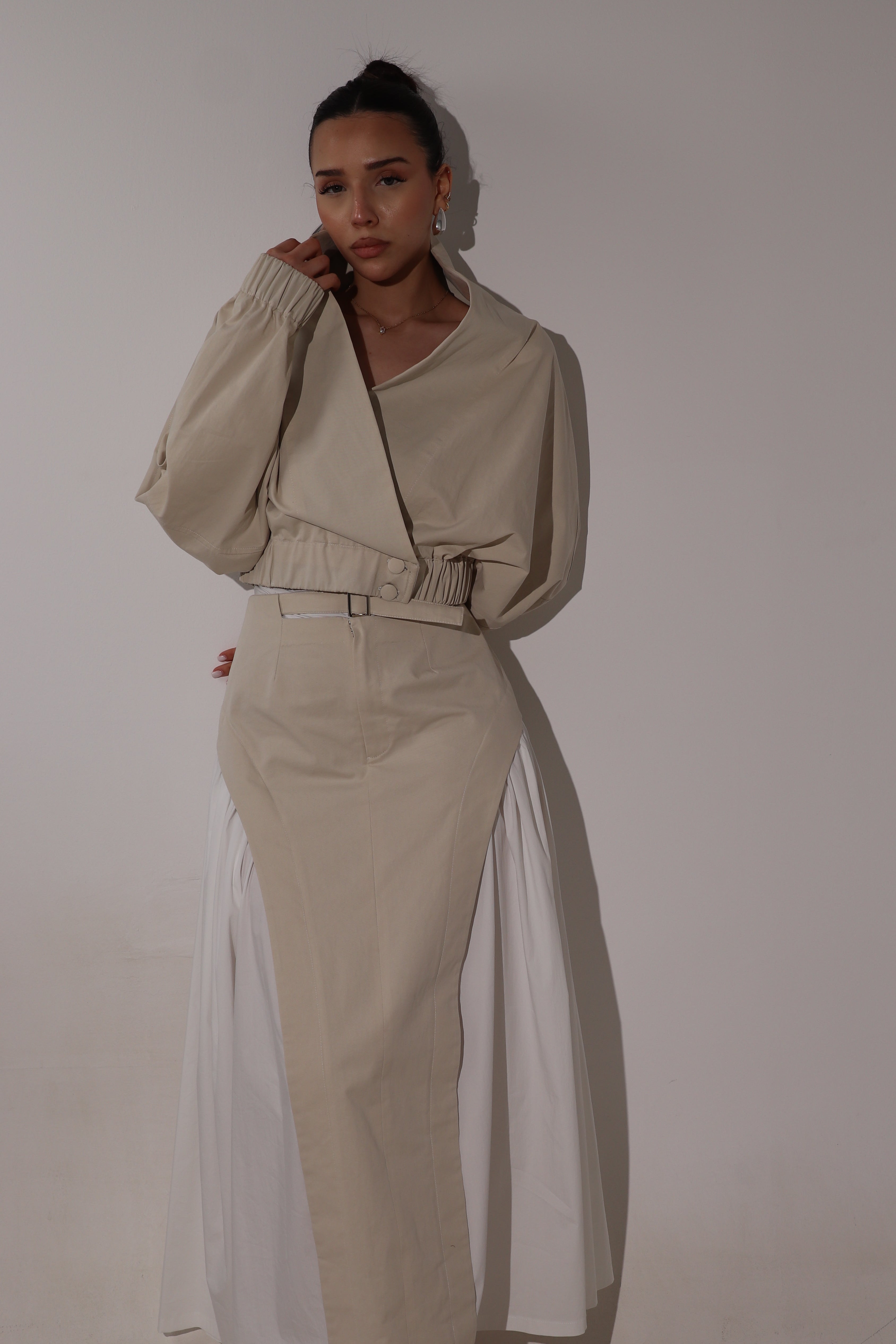 LIGHT BEIGE