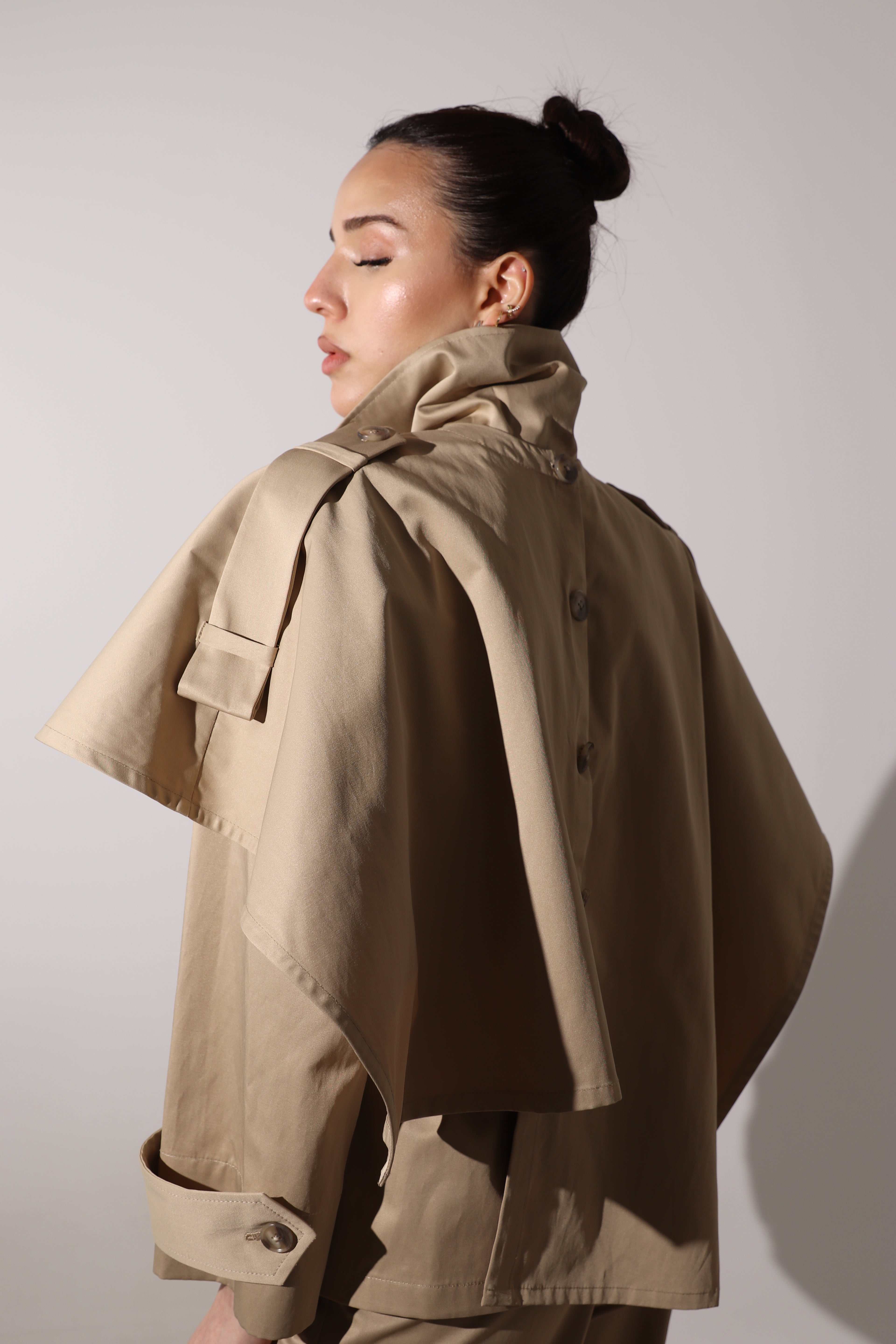 BASIC BEIGE